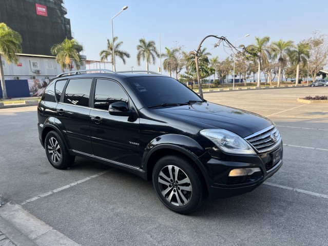 Venda Sangyong Rexton impecável