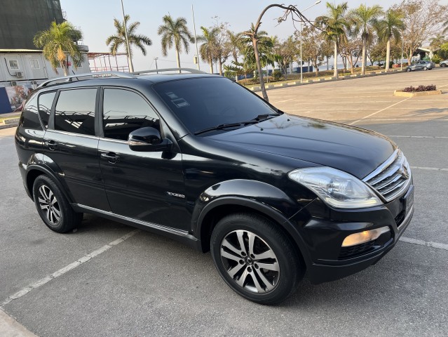 Venda Sangyong Rexton impecável