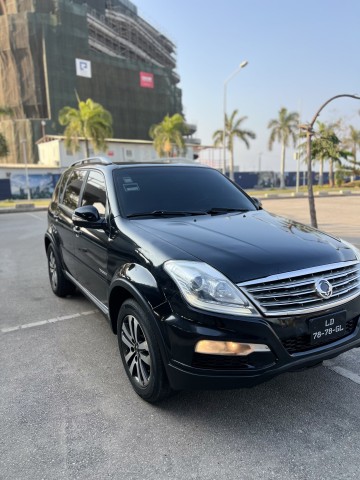 Venda Sangyong Rexton impecável