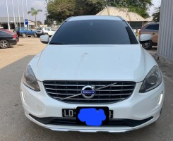A venda VOLVO XC60 | T5