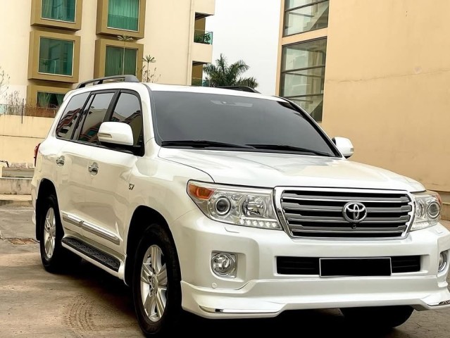 Venda Toyota Land Cruiser - 2017