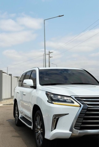 Venda LEXUS LX570