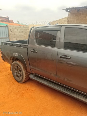 Venda TOYOTA HILUX