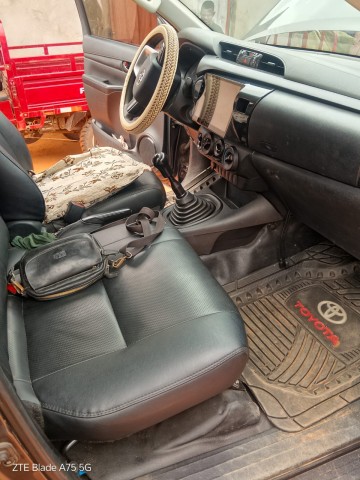 Venda TOYOTA HILUX
