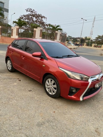 Venda TOYOTA YARIS