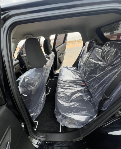 Venda SUZUKI SWIFT NOVO