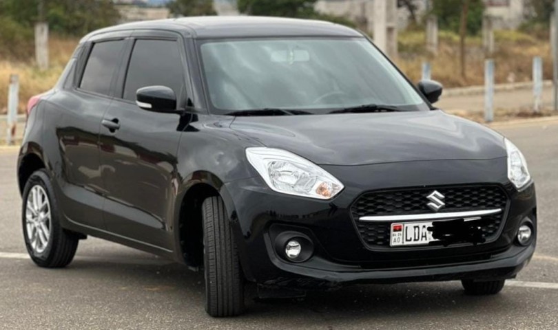 Venda SUZUKI SWIFT NOVO