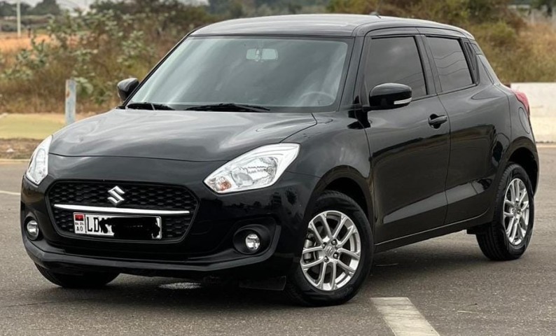 Venda SUZUKI SWIFT NOVO