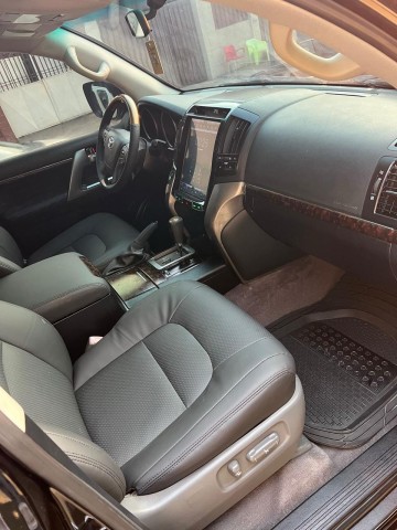 Venda TOYOTA LAND CRUISER VX
