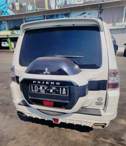 Venda MITSUBISHI PAJERO | 3.8