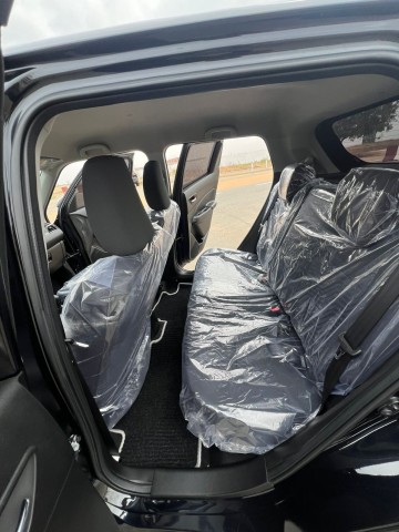 Venda Suzuki Swift limpo ZERO KM