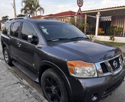A venda Nissan Armada (Gasolina)