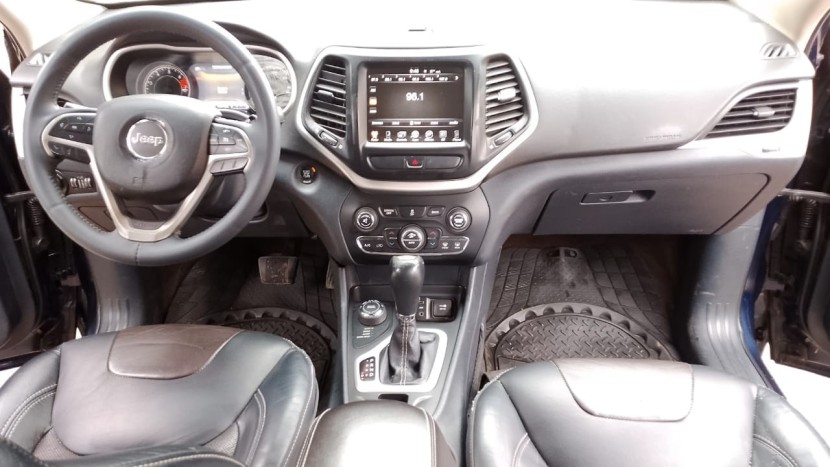 Venda JEEP CHEROKEE