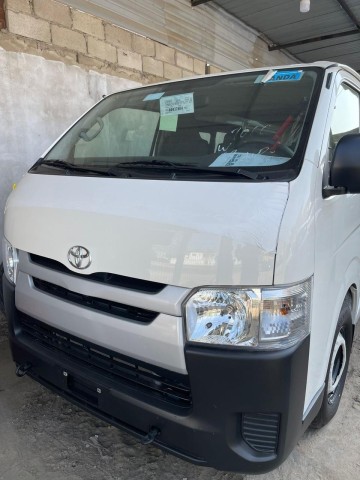 Venda Vendo Toyota Hiace Nova