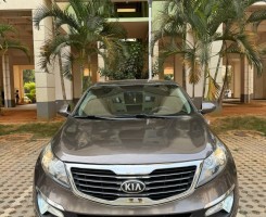 A venda Vendo Kia Sportage Limpo
