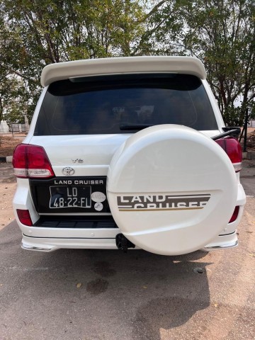 Venda Vendo Toyota Land Cruiser