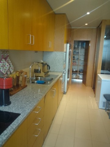Venda Apartamento T2 mobilado Edifício Pedro Félix Machado