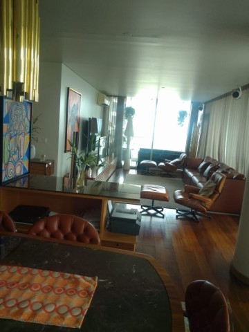 Venda Apartamento T2 mobilado Edifício Pedro Félix Machado