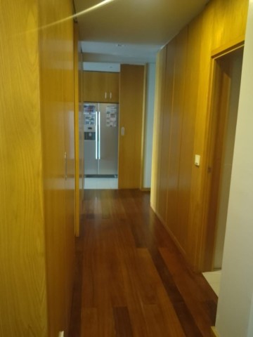 Venda Apartamento T2 mobilado Edifício Pedro Félix Machado