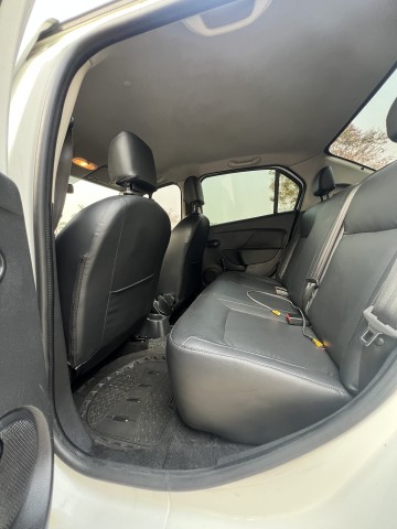 Venda Renault logan impecável