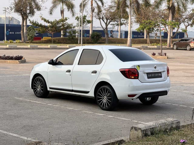 Venda Renault logan impecável