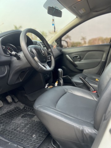 Venda Renault logan impecável