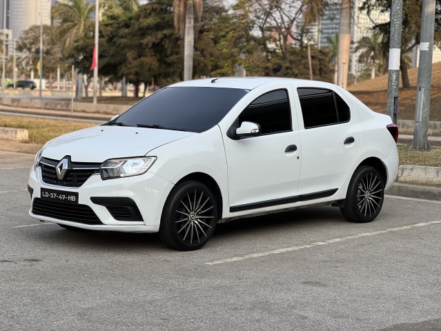 Venda Renault logan impecável