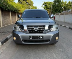A venda NISSAN PATROL PLATINUN FULL OPTION V8