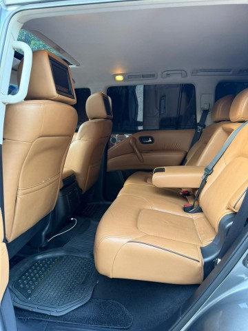 Venda NISSAN PATROL PLATINUN FULL OPTION V8