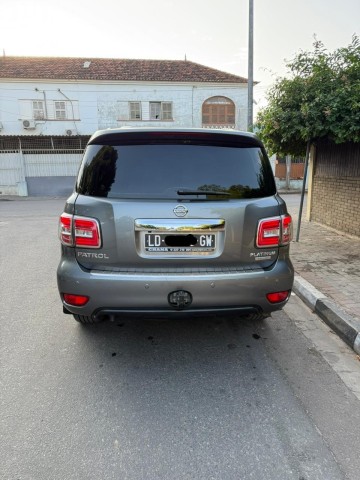 Venda NISSAN PATROL PLATINUN FULL OPTION V8