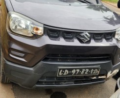 A venda Vendo Suzuki Spresso Limpo
