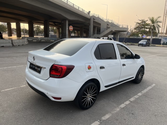 Venda Renault logan 2022 impecável