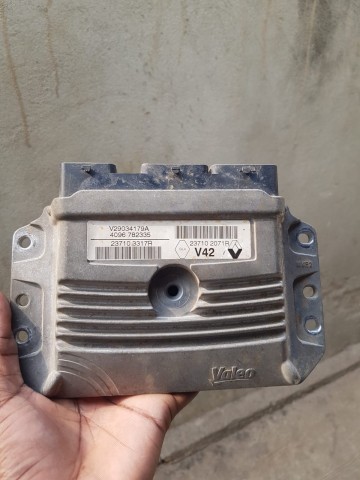 Venda Vendo Placa De Renault Logan...