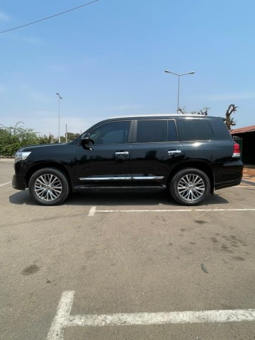 Venda Vendo Toyota Land Cruiser V8..