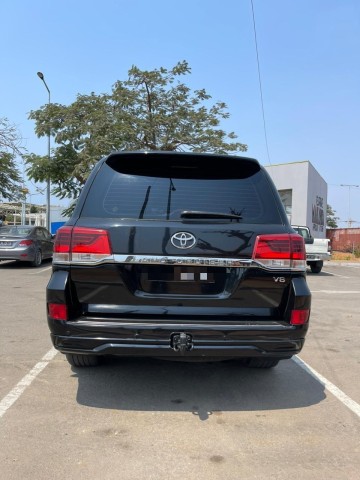 Venda Vendo Toyota Land Cruiser V8..