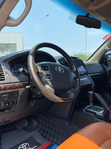 Venda Vendo Toyota Land Cruiser V8..