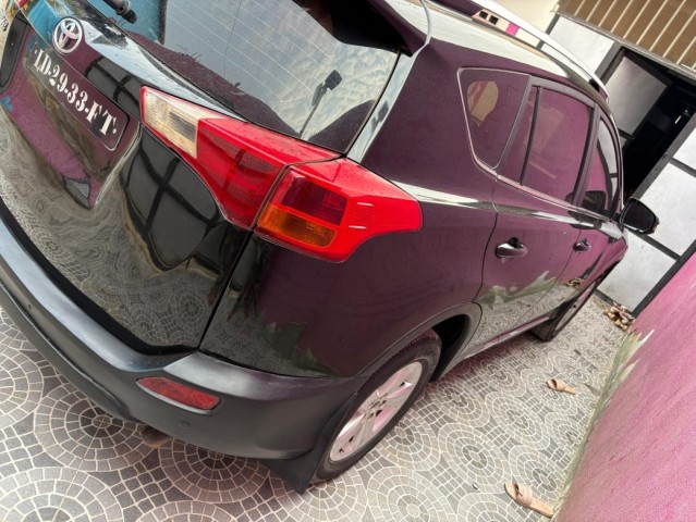 Venda Toyota RAV4 FULL OPTION