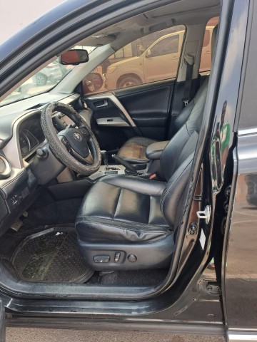 Venda Toyota RAV4 FULL OPTION