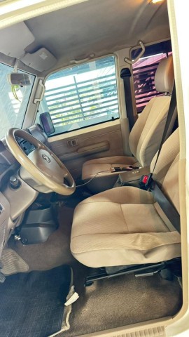 Venda Vendo Toyota Land Cruiser HZ