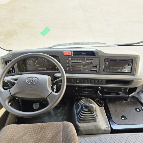 Venda Vendo Toyota Coaster