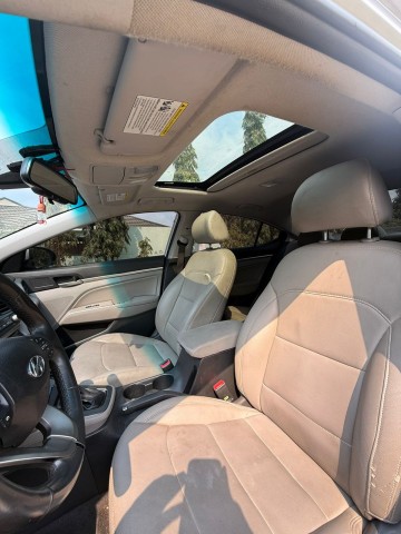 Venda HYUNDAY ELANTRA