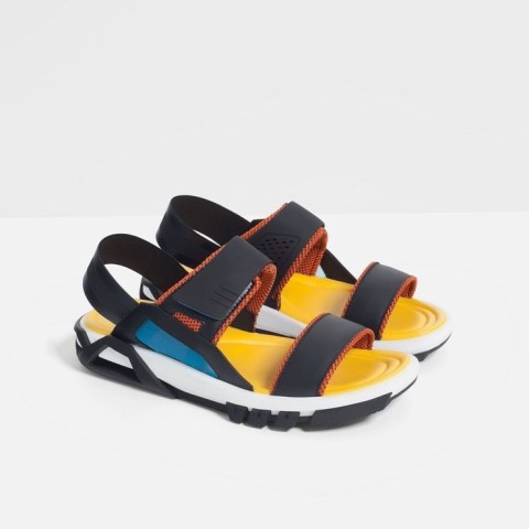 Venda Sandálias & Sapatos/Ténis da Zara PT