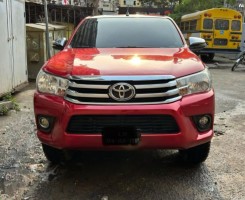 A venda Vendo Toyota Hilux Vermelha Super Limpa