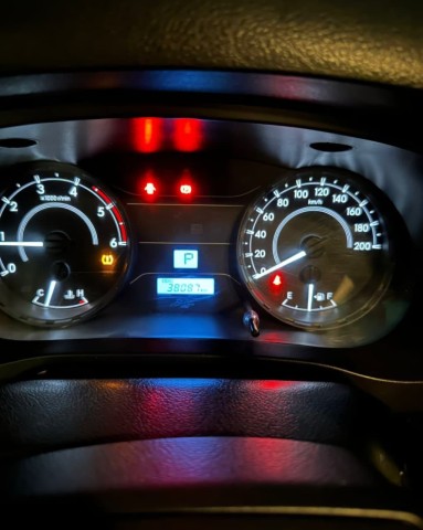 Venda Vendo Toyota Hilux Vermelha Super Limpa