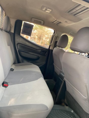 Venda MITSUBISHI L200