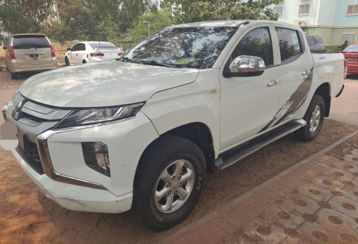Venda MITSUBISHI L200