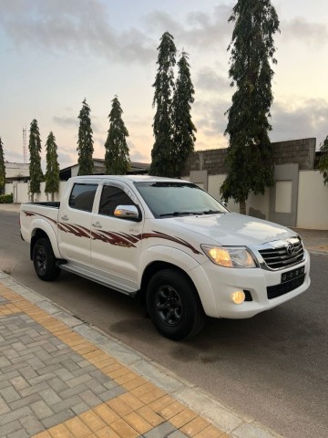 Venda TOYOTA HILLUX