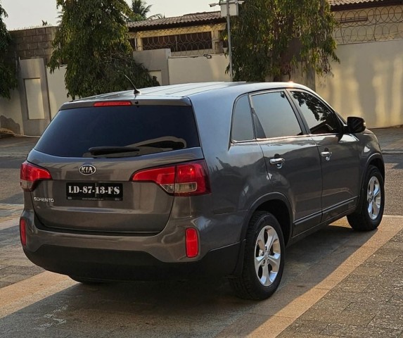 Venda KIA SORENTO