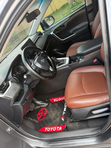 Venda TOYOTA RAV4