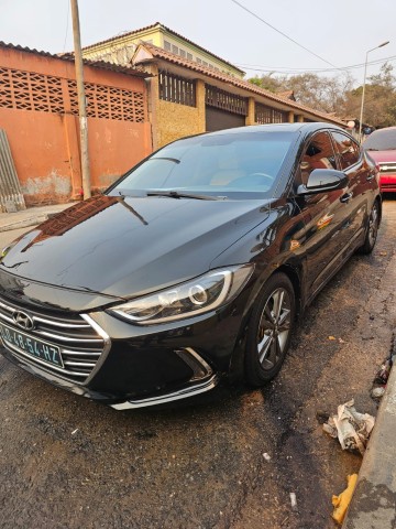 Venda HYUNDAI ELANTRA FULL OPTION 2018